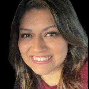 Meet your Posher, Melina